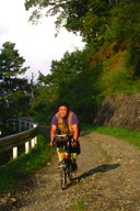 ��h���̃_�[�g��T�d�ɉ���