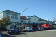 �N���b�V�b�N�ȉw�ɂ̑����w�ɓ���