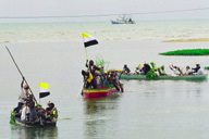 ���ǂ��̃{�[�g������]�ɓ����Ă���