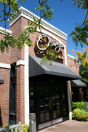 ���X�g����Oswego Grill�Œ��H