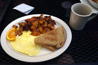 �^�}�S�ƃ|�e�g�ƃg�[�X�g�̒��H