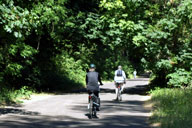 �s���̑��ɂȂ��Ă���T�C�N���E�p�X