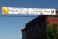 ���I���S����w�ɖ߂��Ă���