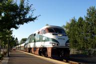 ???������