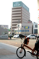 �h�������z�e���E���[�g�C���E��ȉw�O