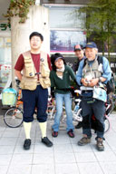 �R�Y����ƋL�O�B�e