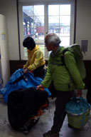 ���]�Ԃ��p�b�N���ė�Ԃɏ�荞��