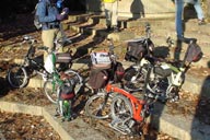 ���a�Ԃ��R�m��ɒS���グ��