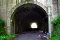 �����̃g���l��