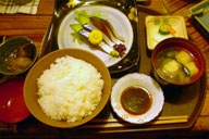 �����ɂė[�H