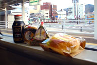 �R���r�j�Ŕ������񂾒��H