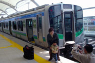 �J�Ƃ̋L�O�B�e����l������