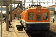 ���悢�撶�q�d�S�ɏ�荞��