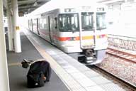 ���c�q�̉Y�w�ŉ���