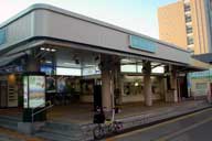 �V�����w���瑖�s�J�n