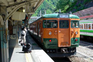 ����w�ɓ���