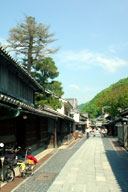 �������ꂽ�Â��X����