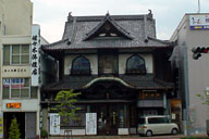 �܂�Ŏ��@�̂悤�ȕ���X