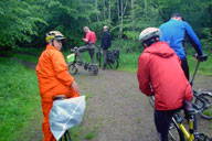 ���J�̒��A�e�R�[�X�ɕ�����ăT�C�N�����O