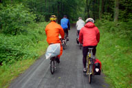 �X�̒��̐������ꂽ�_�[�g�𑖂�